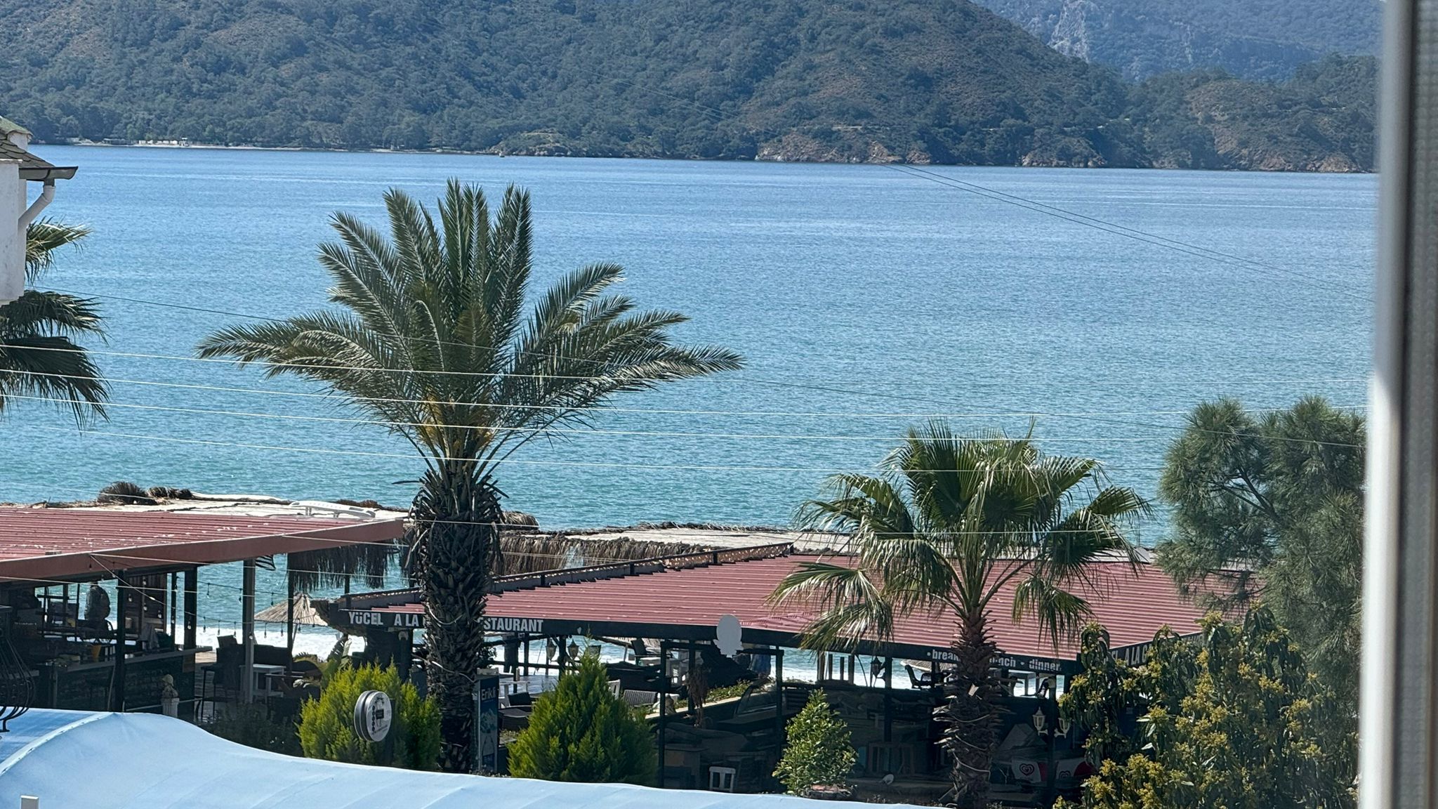 Deluxe Kısmi Deniz Manzaralı Balkonlu 1+0